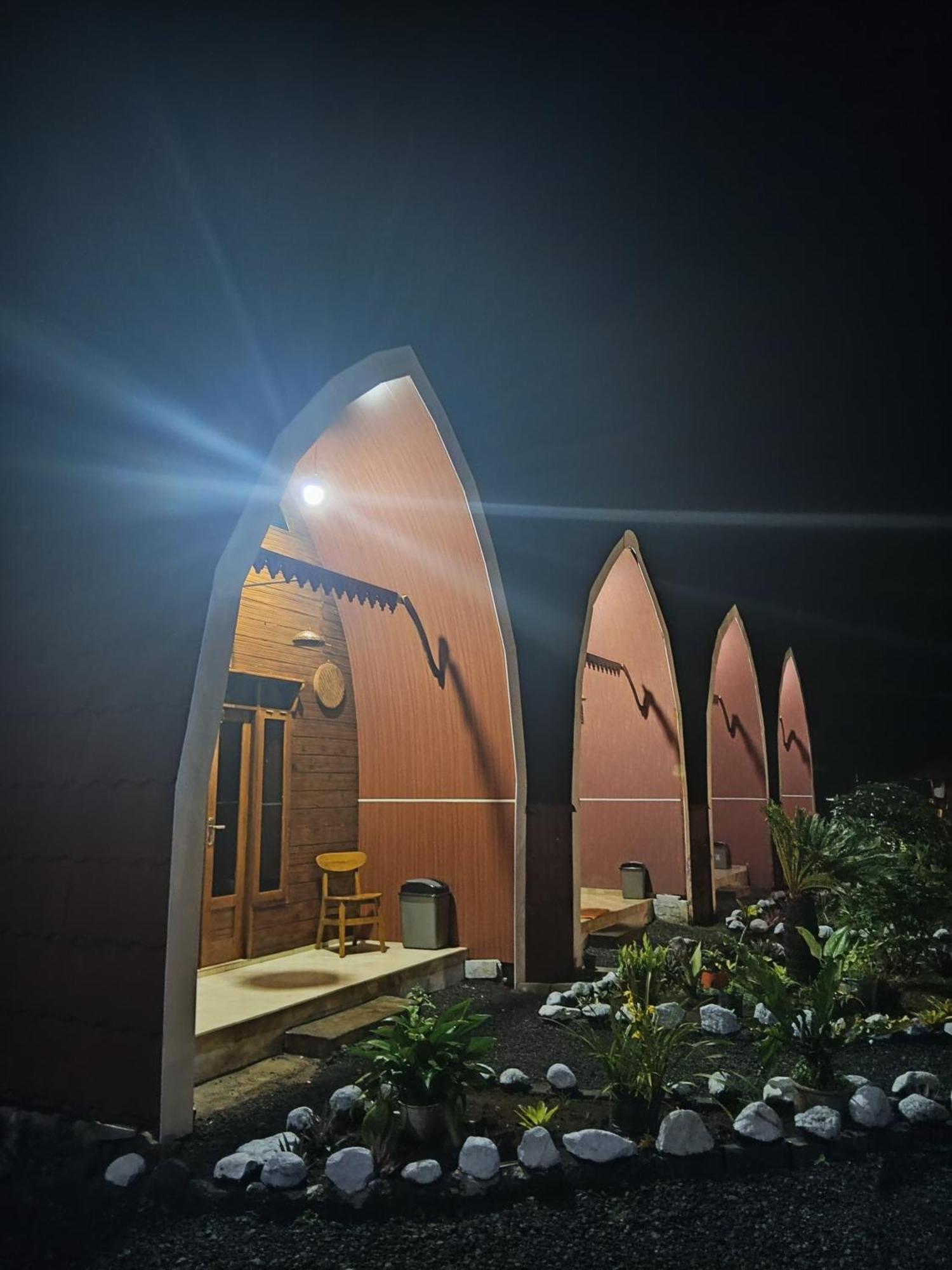 Indah Damai Cottages Sidomukti Exterior foto
