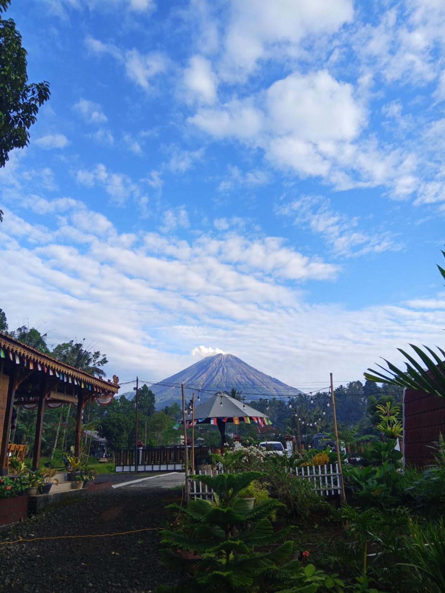 Indah Damai Cottages Sidomukti Exterior foto